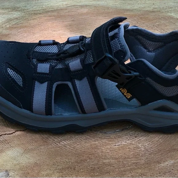 Teva Men's Black and Gray Sandals New with out box Size 10,5 - Picture 2 of 15